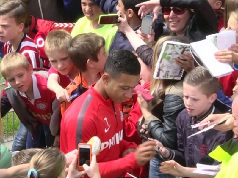 คลิปแมนยู เดอปาย ซ้อมครั้งสุดท้ายกับ PSV