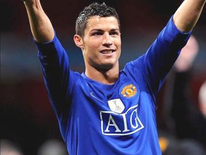 คลิปแมนยู ย้อนรอย CR7 ในเกมพบอาร์เซน่อลถ้วย UCL ที่เอมิเรตส์ สเตเดี้ยม