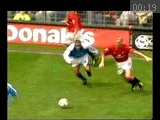 คลิปแมนยู Football - Roy Keane Tackle