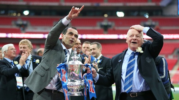 ข่าวแมนยู - วีแลนเผยมาร์ติเนซมีดีคุมทัพผีมากกว่ามอยส์