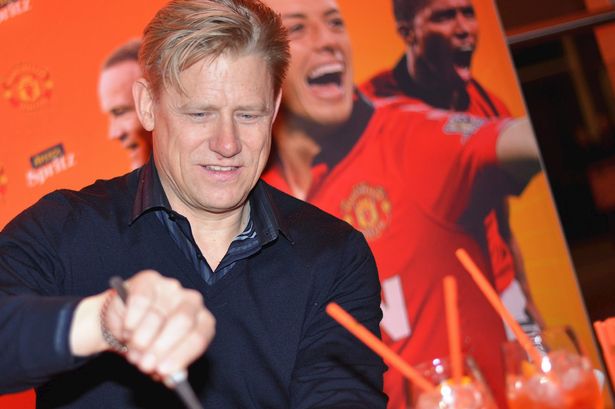 ข่าวแมนยู - "ยักษ์เดนส์"หนุนมอยส์ประสบความสำเร็จกับผีแน่