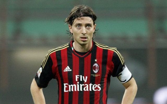 ข่าวแมนยู - ผีสนดึงกัปตันมิลานเสริมแกร่ง