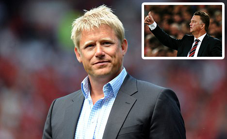 ข่าวแมนยู - "ยักษ์เดนส์"หนุนฟาล กัลนำทัพผีกลับมายิ่งใหญ่