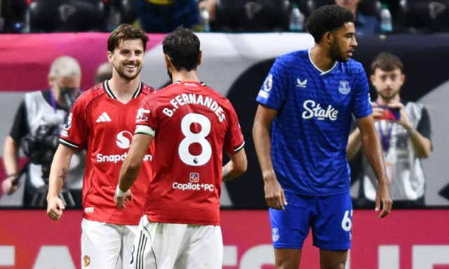 ตัดเกรดแข้งผีเกมเสมอเอฟเวอร์ตัน 2-2