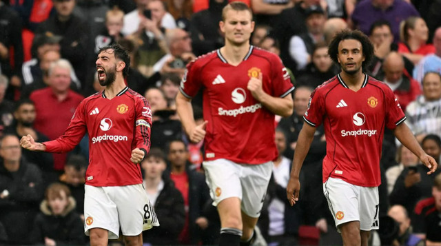 ข่าวแมนยู - ตัดเกรดแข้งผีเกมชนะเชลซี 2-1