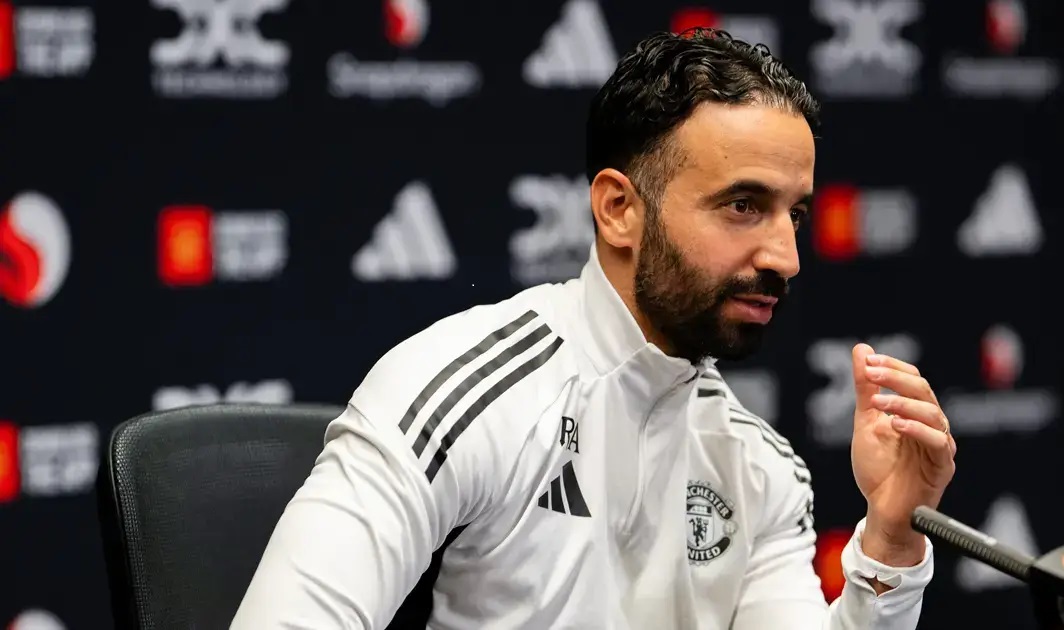 อโมริมลั่น!!ไม่ได้ยึดติดกับระบบหลังสาม