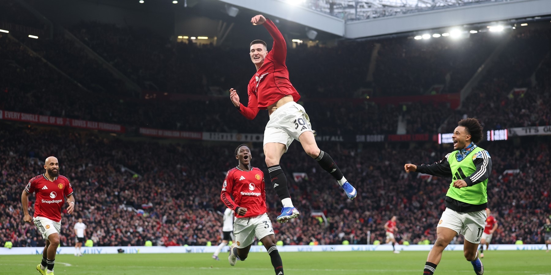 ข่าวแมนยู - ไฮไลท์พรีเมียร์ลีก แมนเชสเตอร์ ยูไนเต็ด -vs- ฟูแล่ม