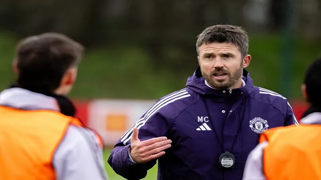 คาร์ริคจ่อคุมถาวร